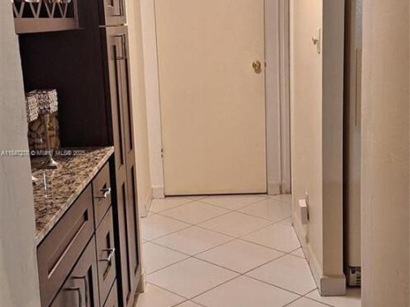 5835 Washington St 49, Hollywood FL 33023