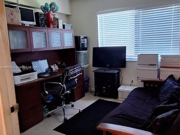 5835 Washington St 49, Hollywood FL 33023