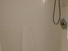 5835 Washington St 49, Hollywood FL 33023