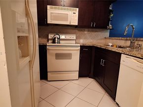 5835 Washington St 49, Hollywood FL 33023