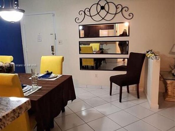 5835 Washington St 49, Hollywood FL 33023