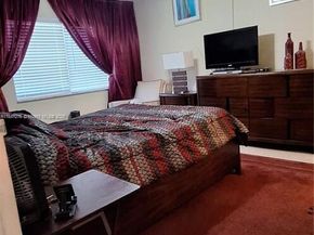 5835 Washington St 49, Hollywood FL 33023