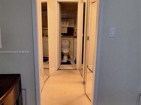 5835 Washington St 49, Hollywood FL 33023