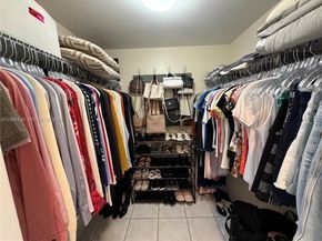 900 Colony Point Cir 317, Pembroke Pines FL 33026