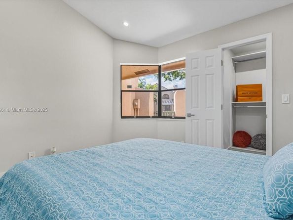 22708 Meridiana Dr, Boca Raton FL 33433