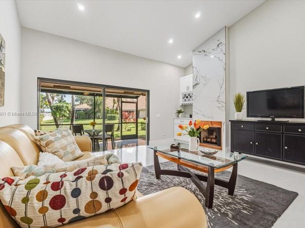 22708 Meridiana Dr, Boca Raton FL 33433