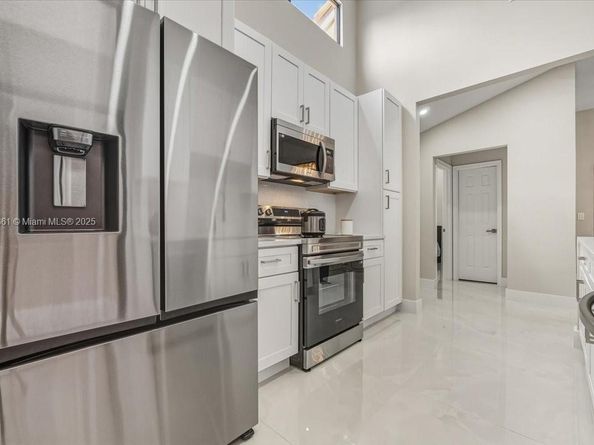 22708 Meridiana Dr, Boca Raton FL 33433