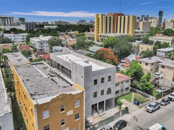 1037 NW 2nd St, Miami FL 33128