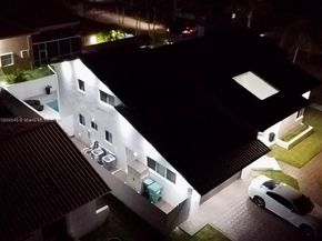 13420 SW 2nd St, Miami FL 33184