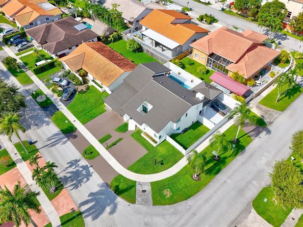 13420 SW 2nd St, Miami FL 33184