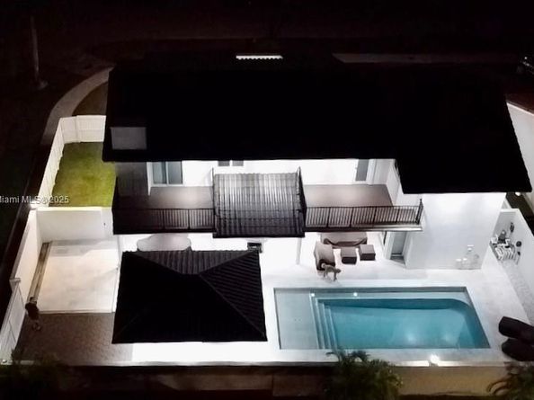 13420 SW 2nd St, Miami FL 33184