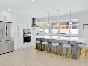 13420 SW 2nd St, Miami FL 33184