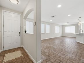 3059 Laurel Ridge Cir, Riviera Beach FL 33404