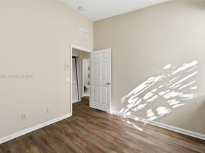 3059 Laurel Ridge Cir, Riviera Beach FL 33404