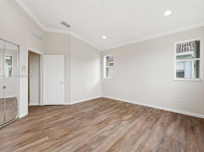 3059 Laurel Ridge Cir, Riviera Beach FL 33404