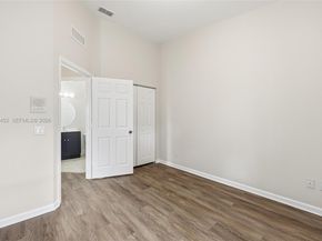 3059 Laurel Ridge Cir, Riviera Beach FL 33404