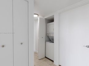 1621 Bay Rd 604, Miami Beach FL 33139