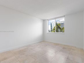 1621 Bay Rd 604, Miami Beach FL 33139