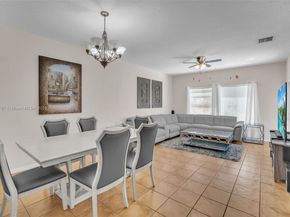 4266 SW 10th Pl, Deerfield Beach FL 33442