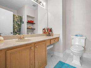 4266 SW 10th Pl, Deerfield Beach FL 33442