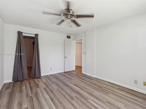 101 Royal Park Dr 1D, Oakland Park FL 33309