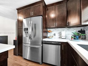 9491 SW 54th St, Miami FL 33165