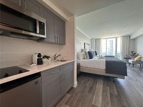 2889 Mcfarlane Rd 1409, Miami FL 33133