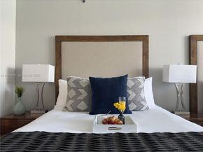 2889 Mcfarlane Rd 1409, Miami FL 33133