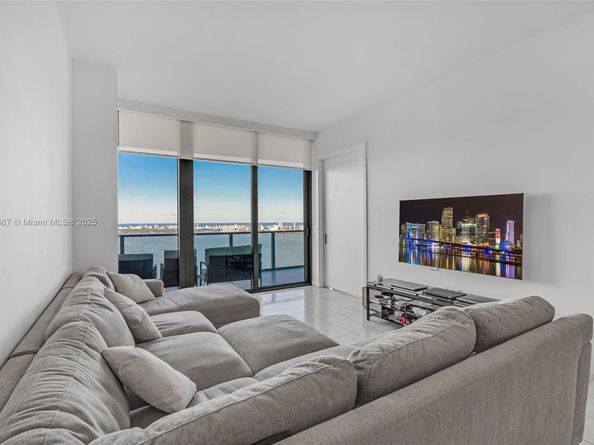 480 NE 31st St 4302, Miami FL 33137