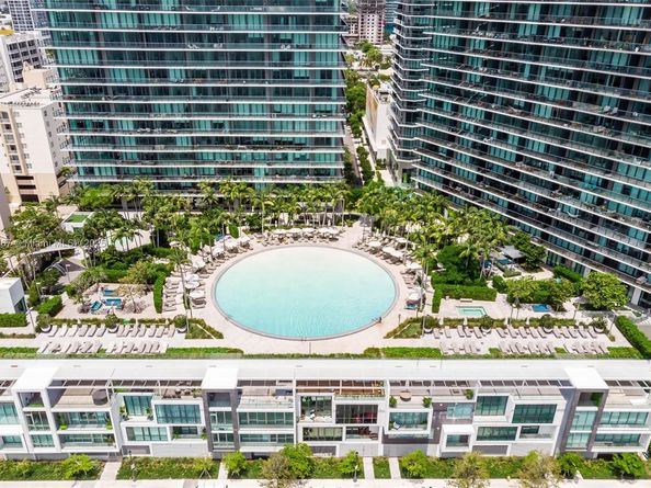 480 NE 31st St 4302, Miami FL 33137