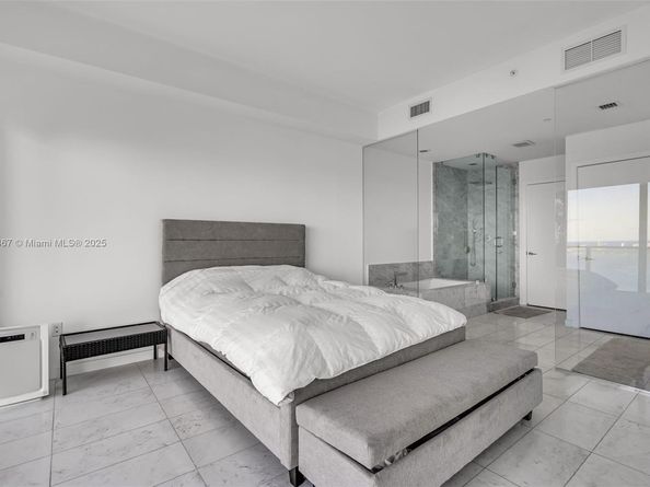 480 NE 31st St 4302, Miami FL 33137