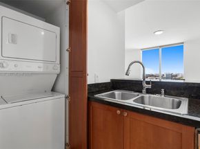 1401 SW 22nd St 1401, Miami FL 33145