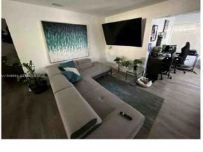 1140 NE 196th Ter, Miami FL 33179