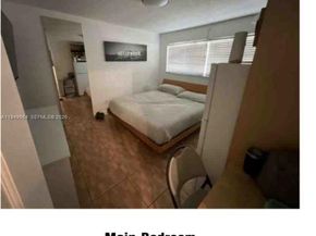 1140 NE 196th Ter, Miami FL 33179