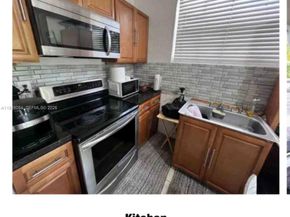 1140 NE 196th Ter, Miami FL 33179