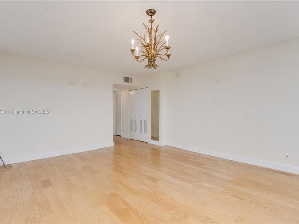 4280 Galt Ocean Dr 8F, Fort Lauderdale FL 33308