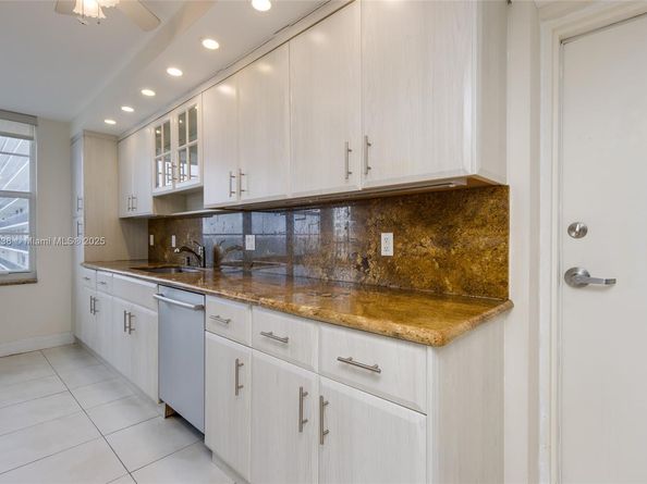 4280 Galt Ocean Dr 8F, Fort Lauderdale FL 33308