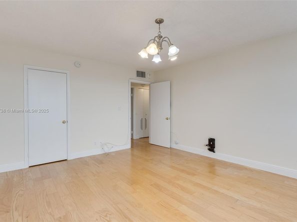 4280 Galt Ocean Dr 8F, Fort Lauderdale FL 33308