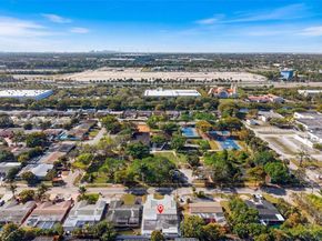 7777 Fairway Blvd, Miramar FL 33023