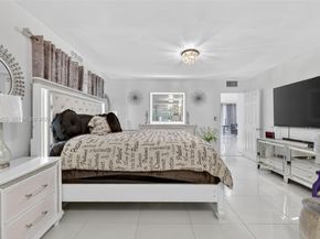 7777 Fairway Blvd, Miramar FL 33023
