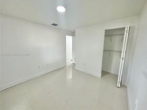 5740 Freedom St, Hollywood FL 33021