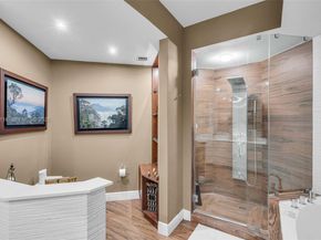 808 Brickell Key Dr 1808, Miami FL 33131