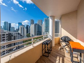 808 Brickell Key Dr 1808, Miami FL 33131