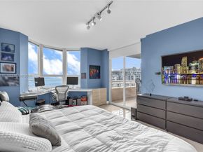 808 Brickell Key Dr 1808, Miami FL 33131