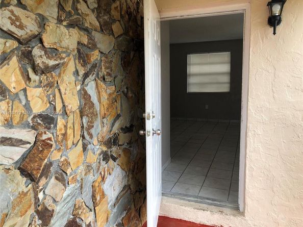 10250 SW 172nd St, Miami FL 33157