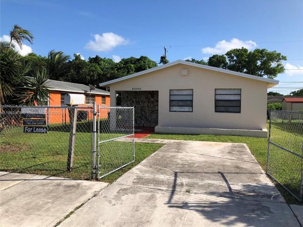 10250 SW 172nd St, Miami FL 33157