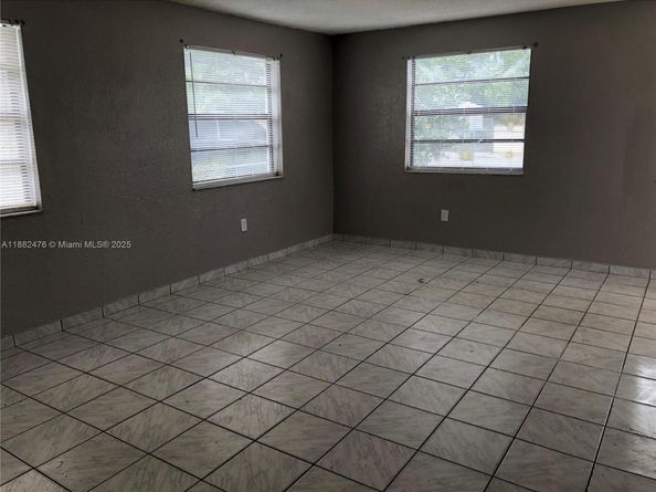 10250 SW 172nd St, Miami FL 33157