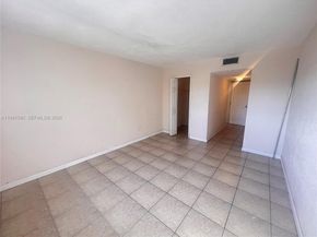 12290 NE 11th Ct 203, North Miami FL 33161