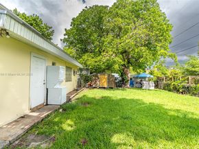 2331 NW 14th St, Miami FL 33125
