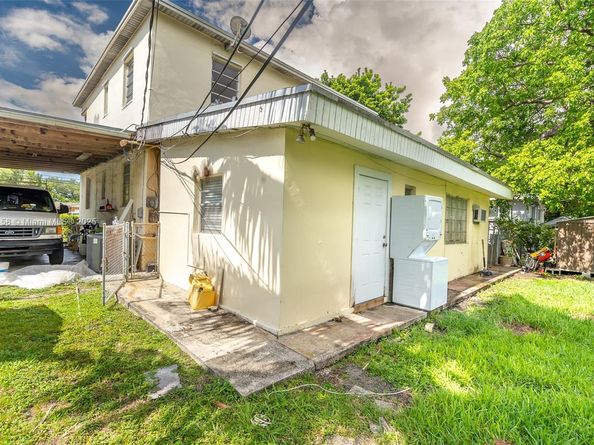 2331 NW 14th St, Miami FL 33125